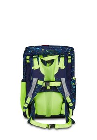 Zaino con corpo blu navy e design a spruzzo, dettagli in verde brillante, spallacci regolabili e dettagli riflettenti per una maggiore visibilità.