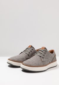 Skechers MORENO - Zapatillas - taupe