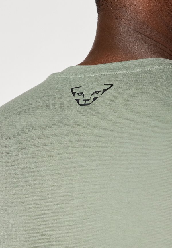 TRANSALPER POCKET TEE - Print T-shirt - sage4