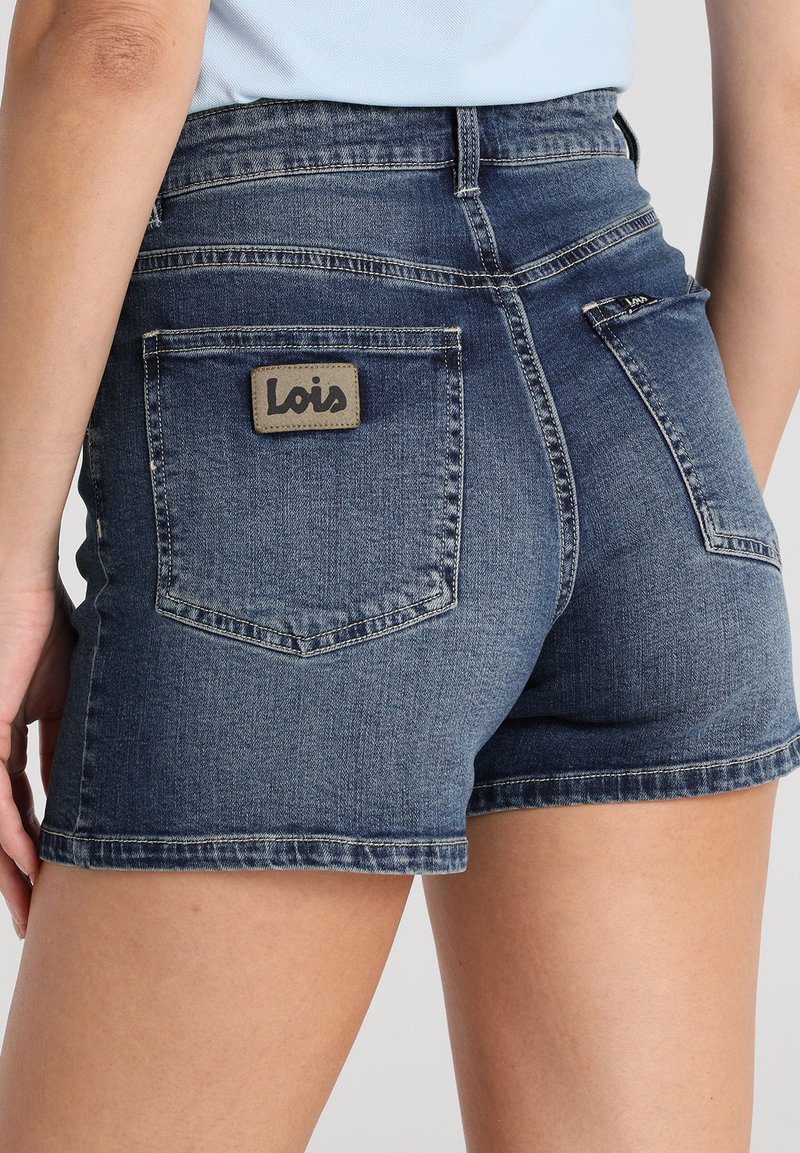 LOIS Jeans TOTALE GRÖSSE IN ZOLL Shorts vaqueros blau/azul