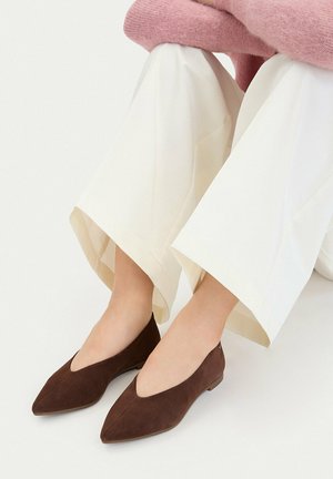 Lasocki, LASOCKI BALLERINAS WOMEN'S BROWN 5907964260233 - Klassischer Ballerina - brown