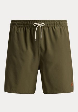 Bañador corto para hombre en color verde oliva con cintura elástica, cordón blanco y pequeño logo bordado en naranja en la pierna izquierda.