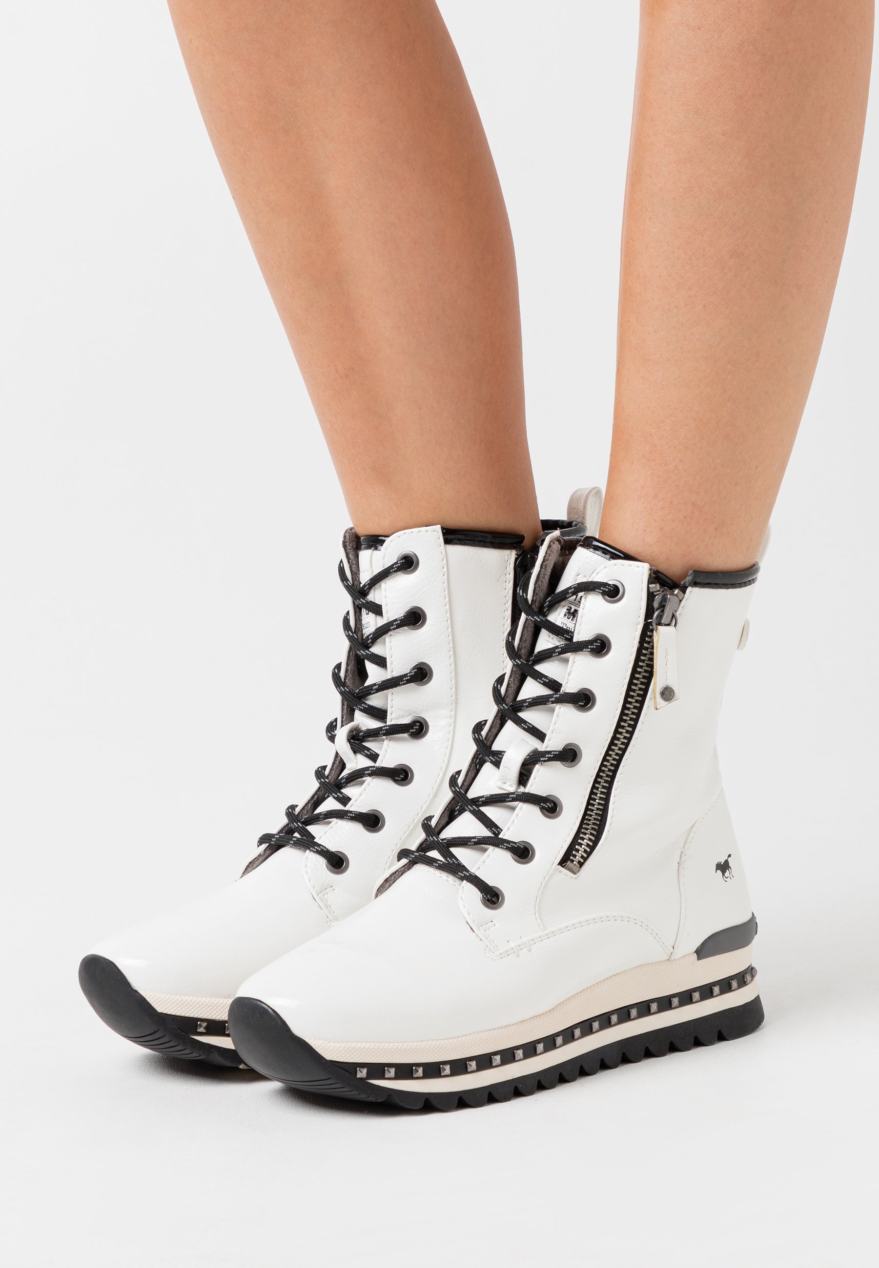 Mustang Enkellaarsjes met plateauzool - weiß/wit - Zalando.be