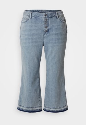 Culotte din denim de culoare albastră deschisă, cu talie înaltă, închidere cu cinci nasturi, buzunare laterale și margini desfăcute. Concepute pentru o croială lejeră.