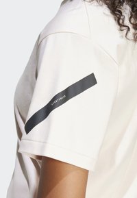 adidas Sportswear Z N E TEE - Sportiniai marškinėliai trumpomis rankovėmis - quartz