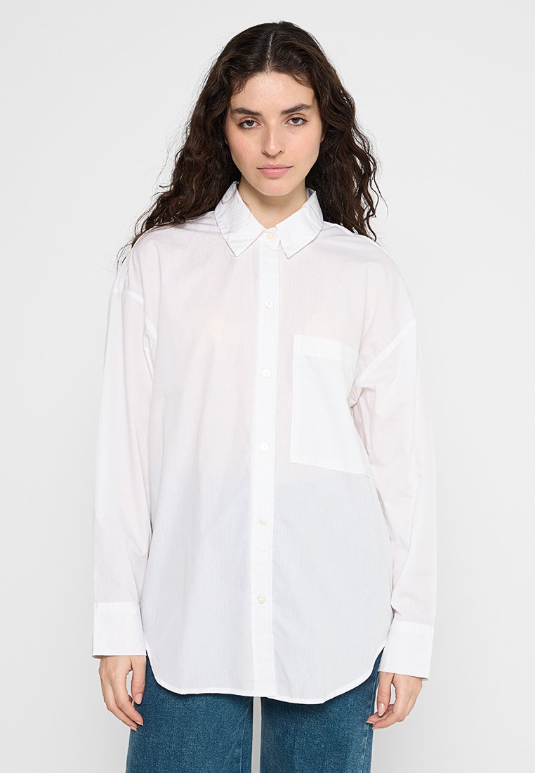 Abercrombie & Fitch Overhemdblouse wit Abercrombie & Fitch Overhemdblouse wit