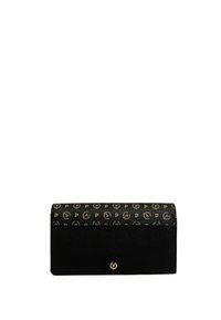 Portafoglio nero con una parte superiore decorata in marrone e oro che presenta loghi ripetuti. Design strutturato, con chiusura a bottone e superficie testurizzata.