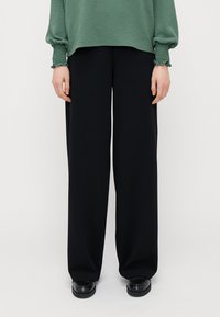Vero Moda Tall VMBERLIN ZAMIRA WIDE  - Nohavice - black