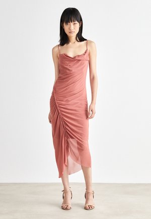 ULLA DRESS - Cocktailklänning - rich pink