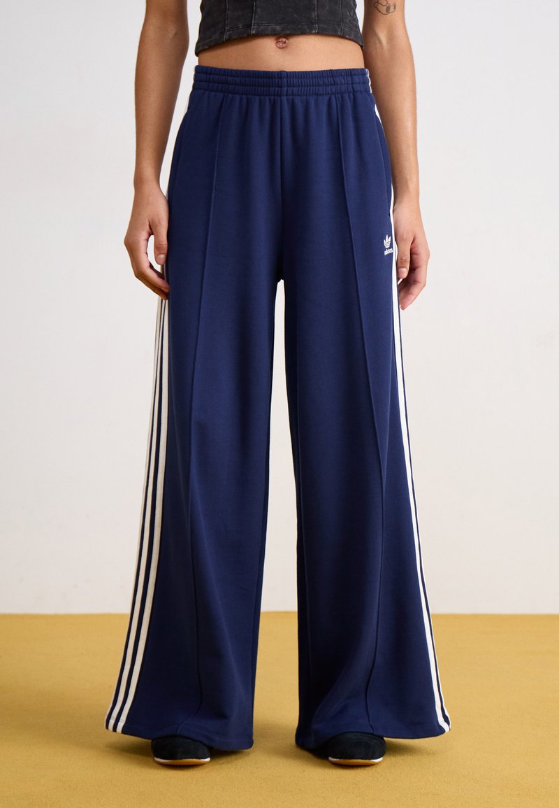 adidas Originals PANT - Spodnji deli trenirk - night indigo