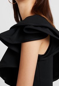 Club L London Sukienka etui