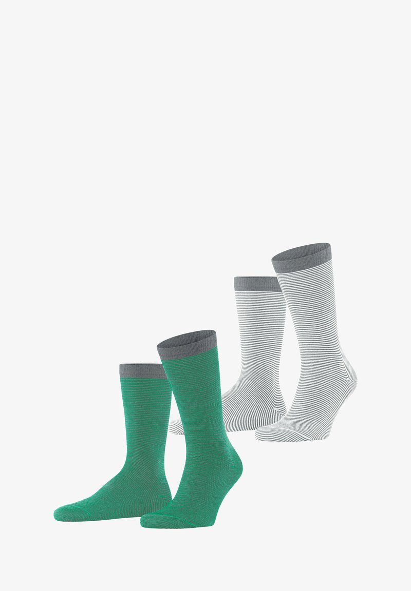Zwei Paar Socken: ein einfarbiger grüner mit grauem Bündchen, ein grau-weiß gestreifter mit grauem Bündchen. Beide aus dehnbarem Material.