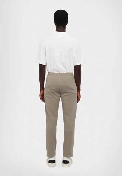 Ron Dorff PANTS - Treniņtērpa apakšdaļas - dusty beige