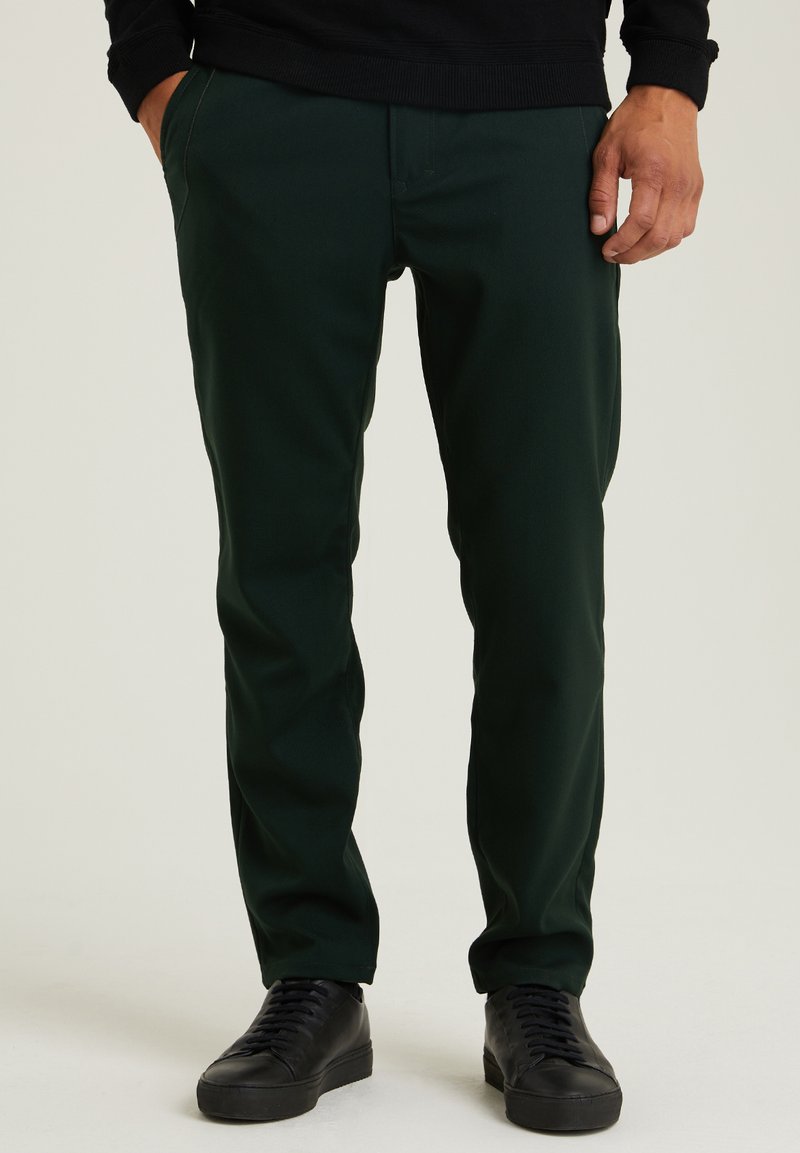 CHASIN’ Chino groen