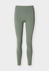REFORM - Leggings - agave green