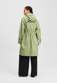 KARL LAGERFELD HOODED - Parka - oil green