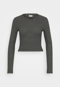 Fekete, hosszú ujjú crop top, vízszintes fehér csíkokkal, kerek nyakú, karcsúsított fazonban és sima textúrával.