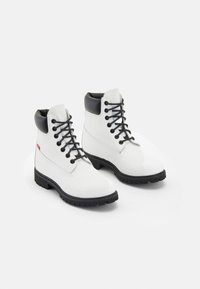 Timberland MENS 6IN PREMIUM BOOT - Talvesaapad - white