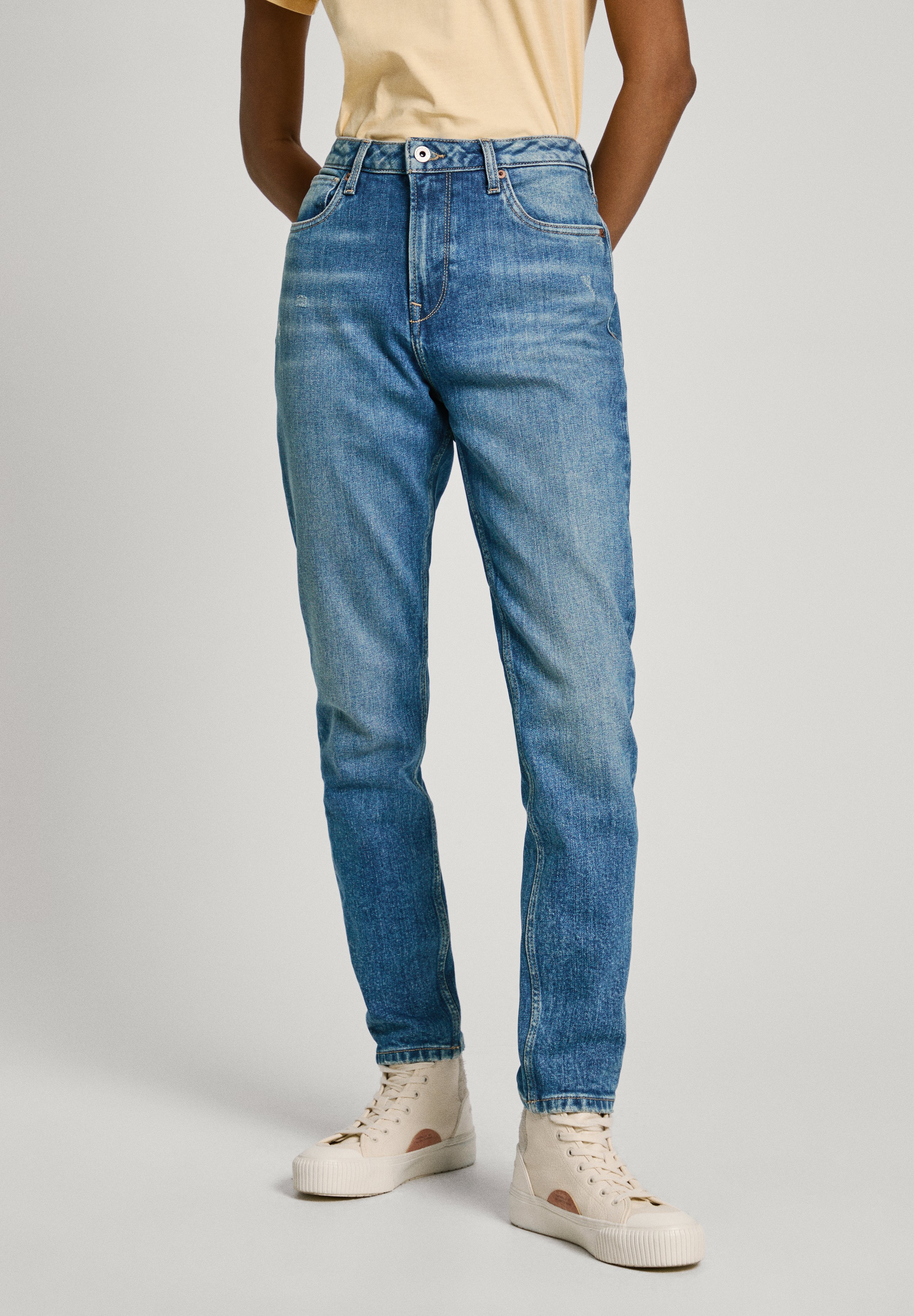 Pepe Jeans London A221 Men's Slim Fit Tapered Jeans – Blue Denim, 98% Cotton / 2% Elastane (W30-36, L31)
