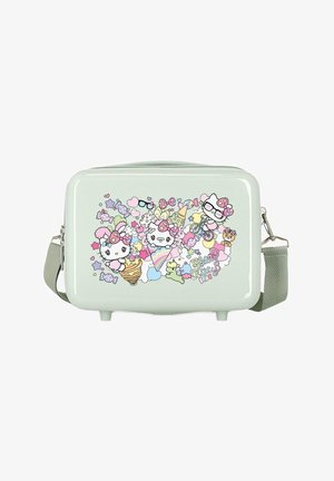 Bolsa rígida de color verde claro con correa ajustable, decorada con coloridas ilustraciones de Hello Kitty con estrellas, corazones, helados y elementos de bicicleta.