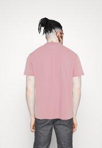 Marc O'Polo DENIM SHORT SLEEVE RELAXED FIT - T-Shirt basic - matte rose ...