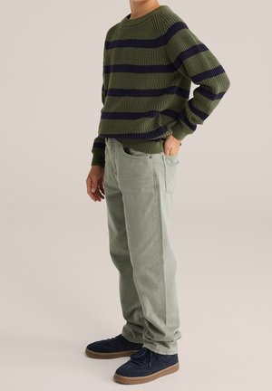 WE Fashion, Pullover - olive