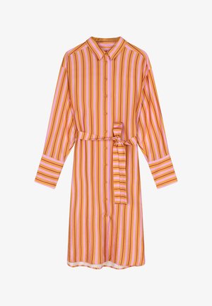Gestreepte jurk met knoopsluiting in roze, oranje en geel. Lange mouwen, zachte stof met een gladde textuur en een afneembare riem.