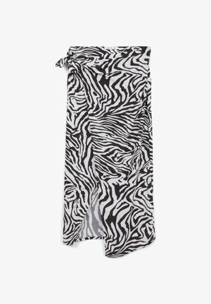 Gonna avvolgente con stampa zebra in bianco e nero, tessuto trasparente, dettaglio annodato in vita, design fluido, orlo asimmetrico, texture leggera.