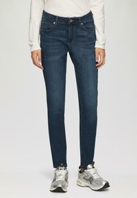 QS SADIE - Jeans Slim Fit - blau