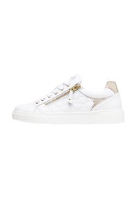 Białe sneakersy z teksturowaną cholewką, złotym zamkiem i metalicznymi detalami na pięcie. Gumowa podeszwa, sznurowany design i minimalistyczny styl.