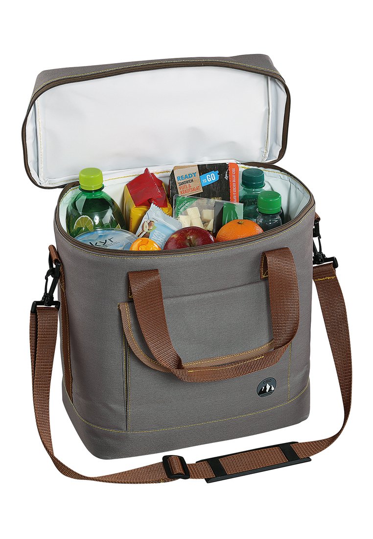 Grau isolierte Kühltasche mit braunen Stoffgriffen, Reißverschluss oben und Innenraum mit Getränken und Snacks. Auf der Seite befindet sich ein Logo.