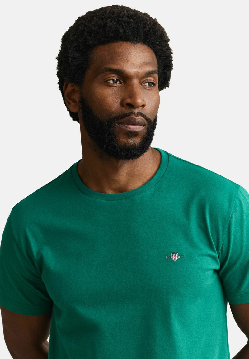 GANT Camiseta Para Hombre REG Shield SS, Color Blanco | WhichOne