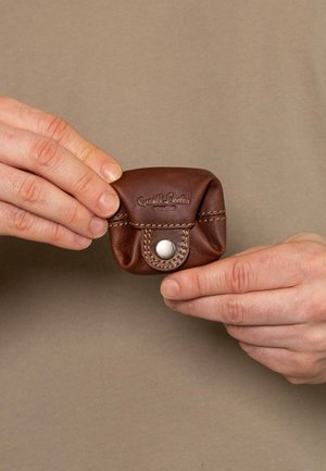 Gusti Leder LINUS - Geldbörse - mittelbraun