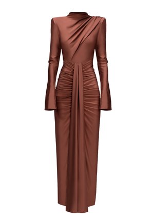 Ilga rankovė, rudai oranžinė suknelė, pagaminta iš lygaus audinio, su drapiruotomis detalėmis ir raukiniais priekyje ir gale.