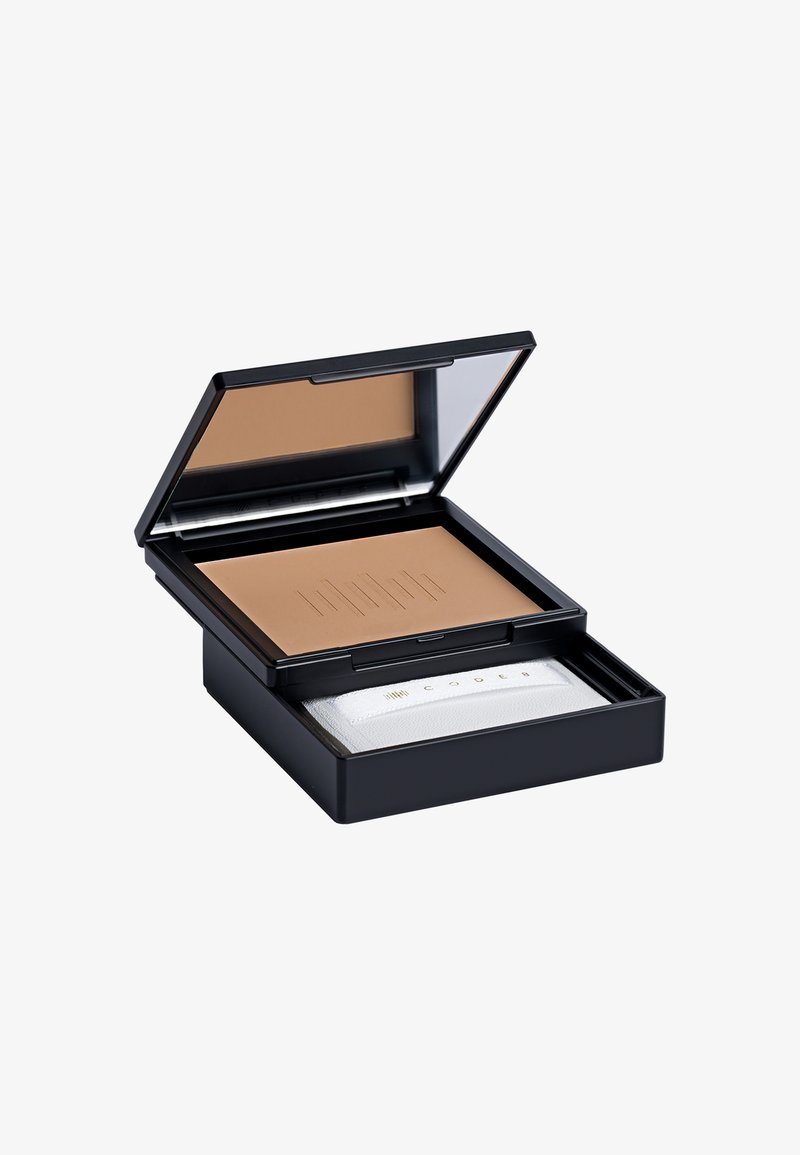 Code8 - MATTE VELOUR POWDER - Puder, Powiększ