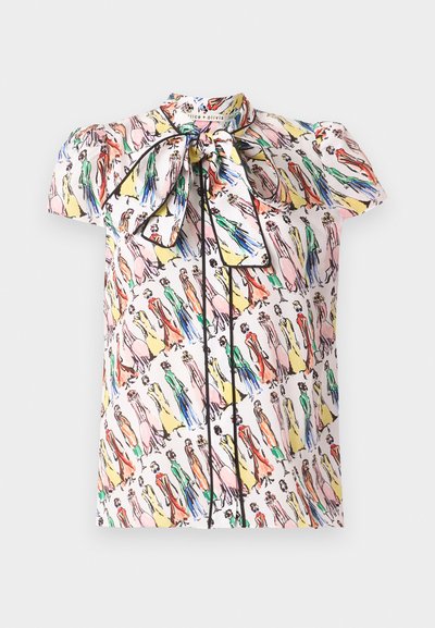 Kortærmet bluse med farverigt abstrakt modefigurprint og detalje med stor bundet sløjfe ved halsen på lys baggrund.