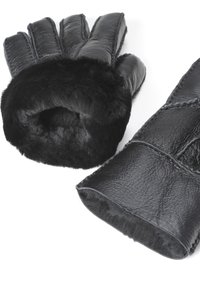 Juodi odiniai pirštinės su minkšta, pūkuota juoda pamušalu. Kiekviena pirštinė turi tris pirštus ir plačią apykaklę papildomam šilumui.