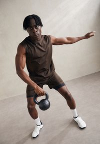 ICANIWILL STRIDE SLEEVELESS MEN - Viršus - dark brown