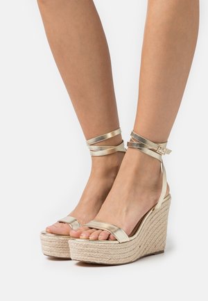 Sandalen met hoge hak - gold