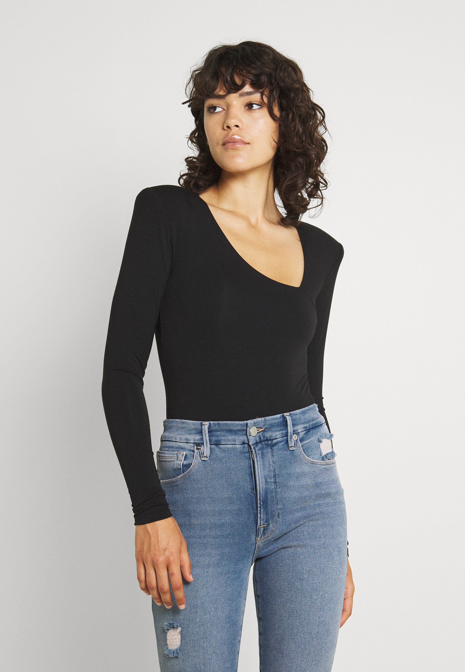 Good American ASYMMETRIC LONG SLEEVE 