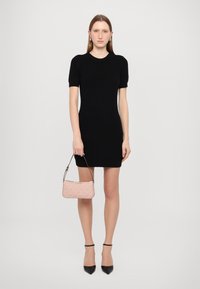 MICHAEL Michael Kors - JET SET POUCHETTE - Handbag - ballet Thumbnail Image 1