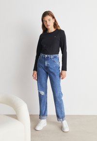 GANT SHIELD LS - Langarmshirt - black