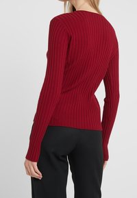 Emporio Armani Trui - red