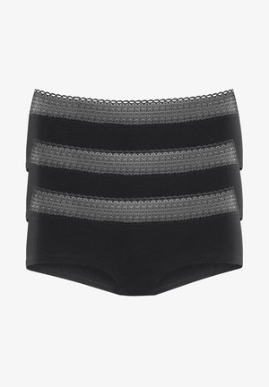 Musta puuvillane aluspesu komplekt pitsäärisega, sisaldab kolme paari. Igal paaril on kontrastse dekoratiivse vöökoha muster, mis on geomeetriline.