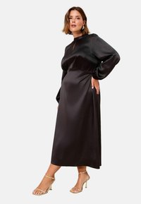 Kasdienė suknelė - black