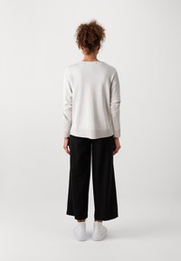 Vero Moda Tall Strickpullover - beige