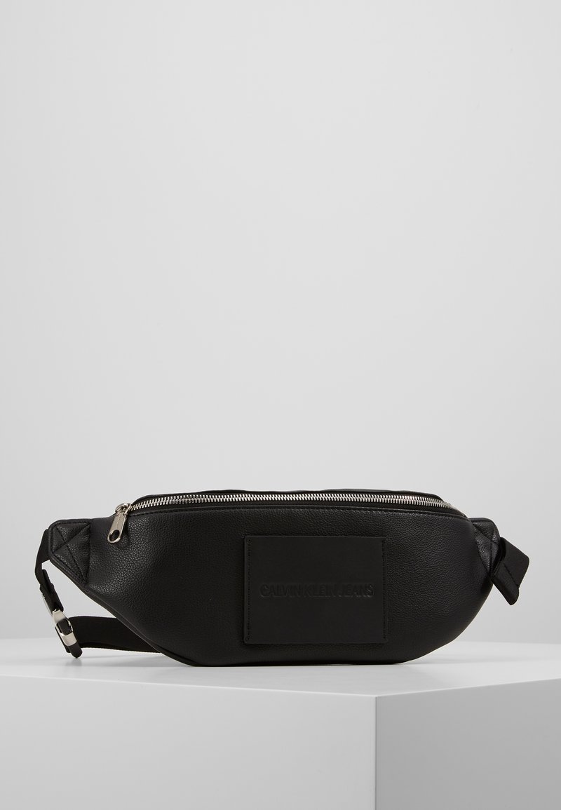 Calvin Klein Jeans MICRO PEBBLE STREETPACK Gürteltasche black