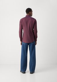BOSS HANK KENT - Ing - dark red
