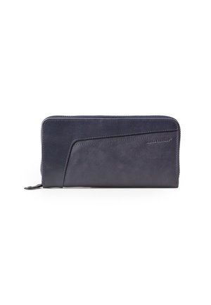Portafoglio in pelle blu navy con texture liscia, dotato di chiusura con zip e design minimalista con tasca frontale inclinata.