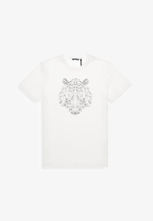 Camiseta blanca de manga corta con un gráfico en gris de la cara de un tigre, con patrones de líneas detallados y un cuello redondo.